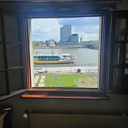 Haus Enteresan Aparthotel Кьолн Екстериор снимка