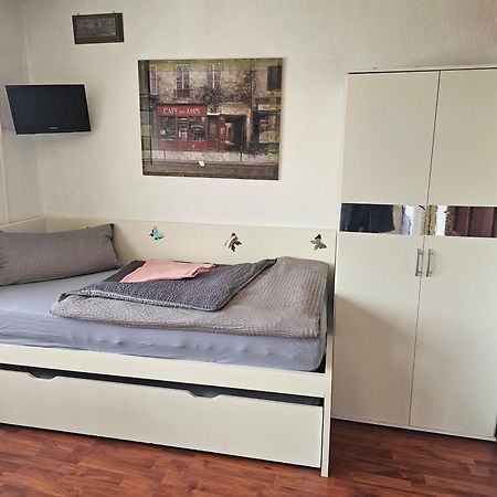 Haus Enteresan Aparthotel Кьолн Екстериор снимка